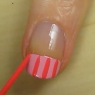 How to Make Cupcake Nail Art