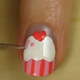 How to Make Cupcake Nail Art