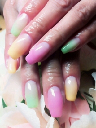 Ombre Nails: Nail Art Trend and Techniques