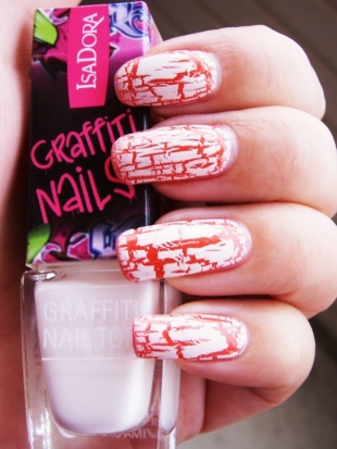 Crackle Nail Art Trend