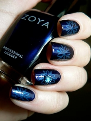 Flirty and Easy to Do Nail Art Designs