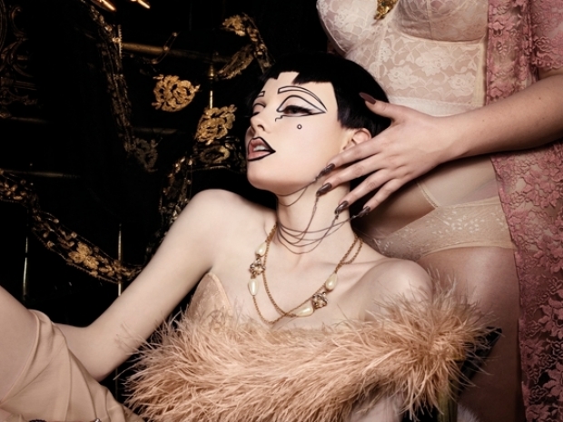 Illamasqua Theatre of the Nameless Fall 2020 Makeup