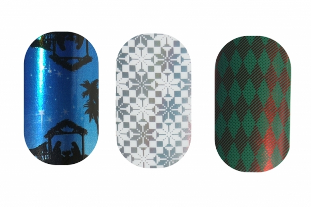 Minx Christmas Theme Nails