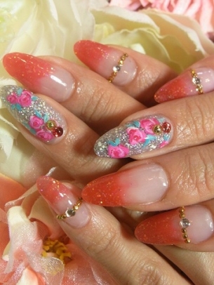 Glam Nail Art Designs to Try