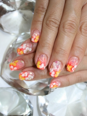Flirty Nail Art Designs for Summer