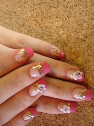 Pretty DIY Nail Art Designs