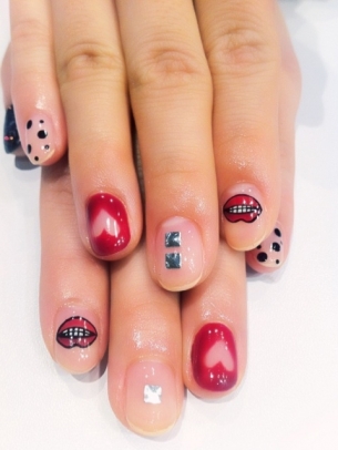 Lovely Nail Art Designs for 2020