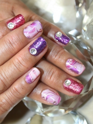 Pretty Nail Art Designs to Try This Summer