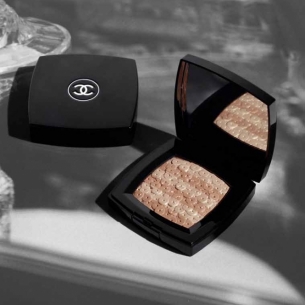 Les Essentiels de Chanel Fall 2020 Makeup Collection
