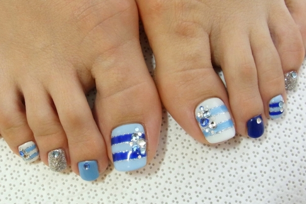 Stylish Pedicure Nail Art Designs for Summer