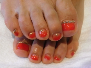 Chic Toe Nail Art Ideas for Summer