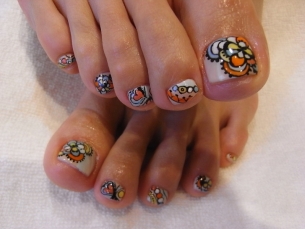 Chic Toe Nail Art Ideas for Summer