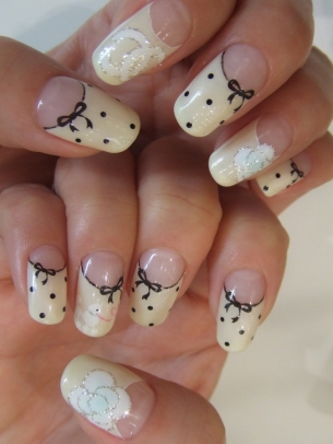 Sizzling Nail Art Ideas for Summer
