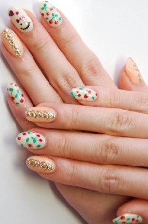 Chic and Simple Nail Art Designs for Summer