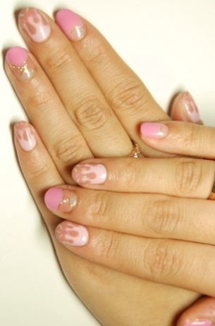 Chic and Simple Nail Art Designs for Summer