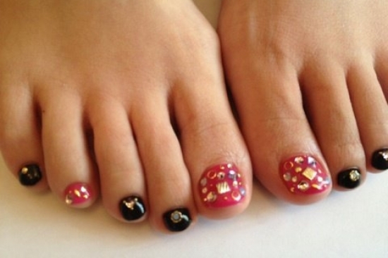 Cool Pedicure Nail Art Ideas for Fall