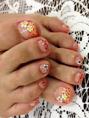 Pretty Pedicure Nail Art Designs