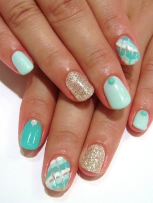 Chic and Easy Fall Nail Art Designs