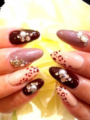 Flirty Nail Art Ideas for Fall