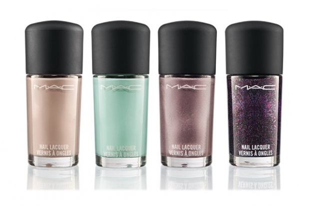 MAC Glamour Daze Holiday 2020 Collection