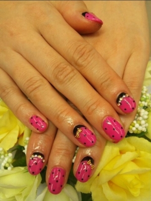 Nail Art Ideas for Holiday