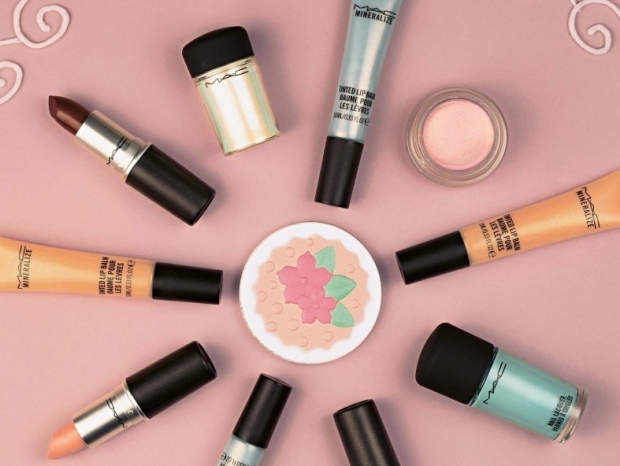 MAC Baking Beauties Spring 2020 Makeup