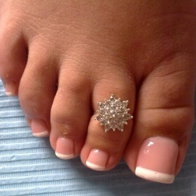 Hottest French Pedicure Designs