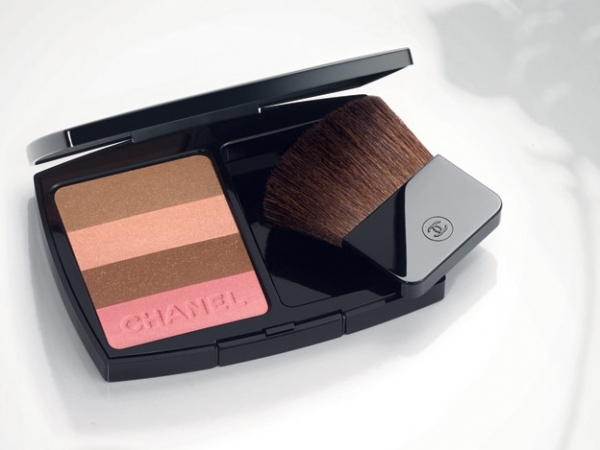 Les Fleurs D’Ete De Chanel Summer 2020 Makeup