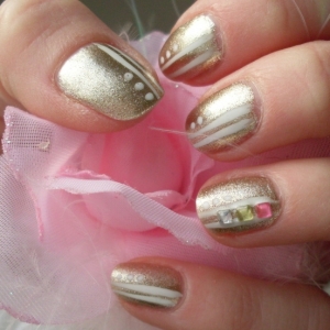 Super-Simple Spring Nail Art Ideas