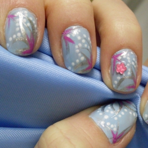 Super-Simple Spring Nail Art Ideas