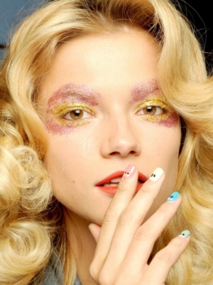 Groovy Runway Nail Art Ideas