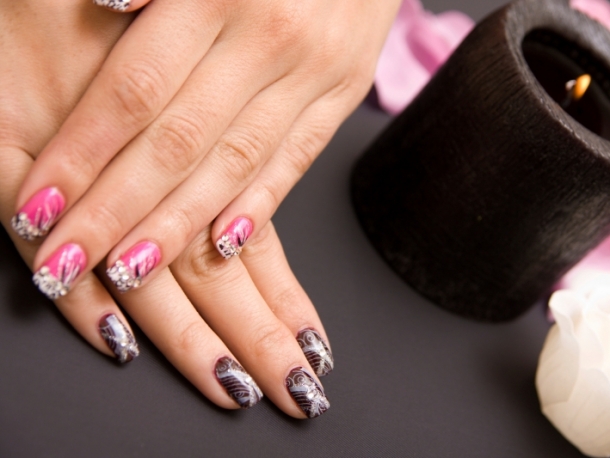 Glamorous Summer Nail Art Ideas