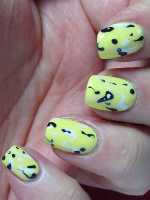 Chic Autumn Nail Art Ideas