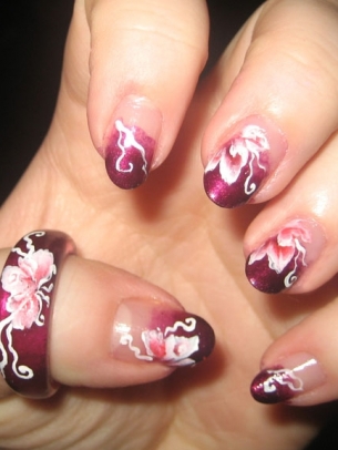 Lovely Floral Nail Painting Ideas