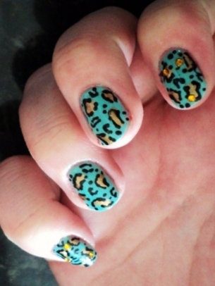 Easy Animal Print Nail Art