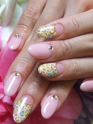 Flirty Nail Art Ideas for Winter