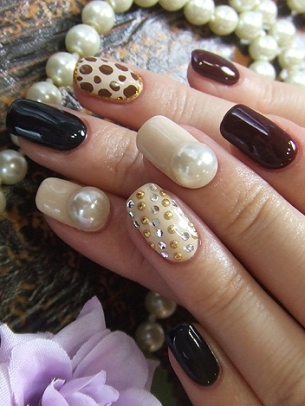 Flirty Nail Art Ideas for Winter