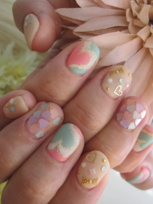 Flirty Spring Nail Art Ideas
