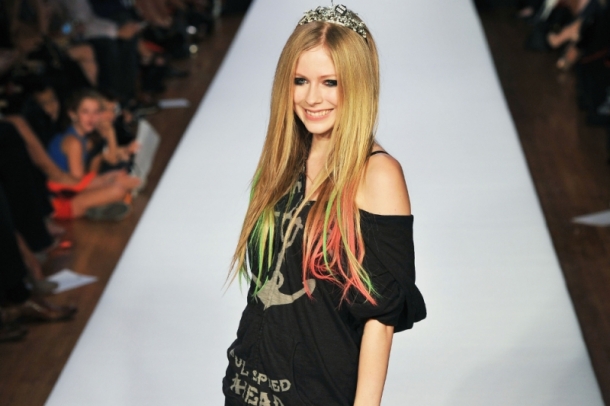 Avril Lavigne for Sally Hansen Complete Nail Strips Collection