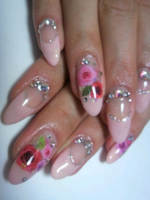 Must-Try Flirty Nail Art Ideas