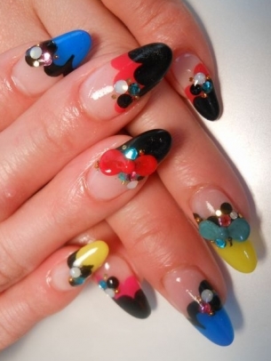 Show-Stopping Spring Nail Art Ideas