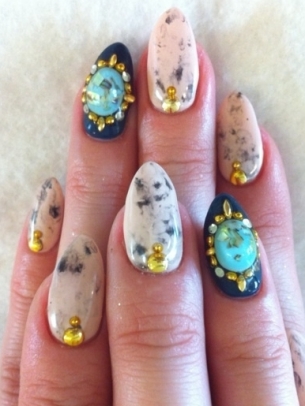 Pretty Nail Art Trends for Spring