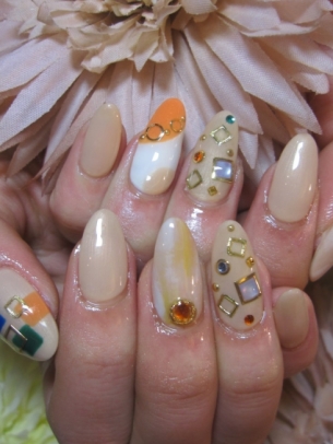 Urban Chic Nail Art Ideas