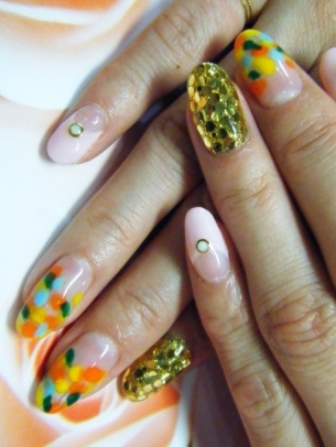 Alluring Spring Nail Art Ideas