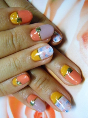 Alluring Spring Nail Art Ideas