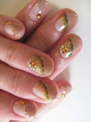 Modish Spring Nail Art Ideas