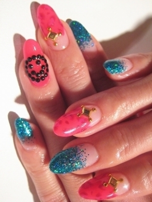 Modish Spring Nail Art Ideas