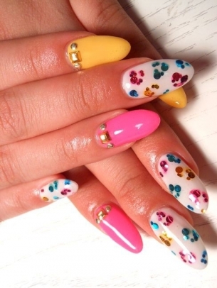 Fabulous Spring Nail Art Ideas