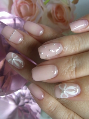 New Girly Nail Art Ideas for Summer