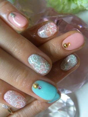 New Girly Nail Art Ideas for Summer